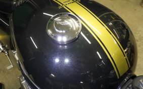 TRIUMPH THRUXTON 900 2015