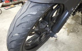 YAMAHA FZ25