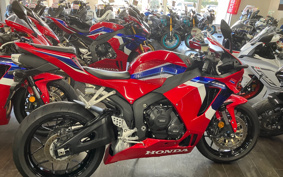 HONDA CBR600RR 2021 PC40