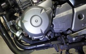SUZUKI GSR250