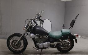 YAMAHA VIRAGO 250 3DM