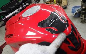 DUCATI STREETFIGHTER V4 S 2025
