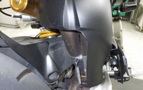 DUCATI STREETFIGHTER V4 S 2023