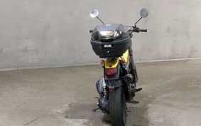 SUZUKI STREET MAGIC CF12A