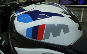 BMW M1000R 2023