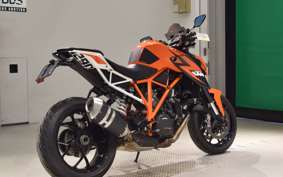 KTM 1290 SUPER DUKE R 2015