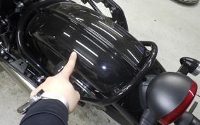 TRIUMPH BONNEVILLE BOBBER 2024