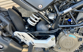OTHER HUSQUARNA SVARTPILEN 250 SP250