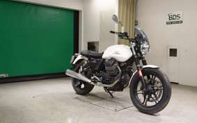 MOTO GUZZI V7 STONE 2015
