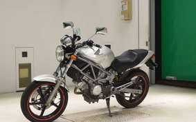 HONDA VTR 250 2023 MC33