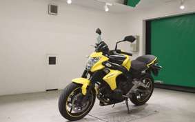 KAWASAKI ER600 N 2012