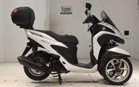YAMAHA TRICITY 125 SE82J
