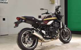 KAWASAKI Z900RS 2025 ZR900K