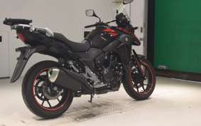 SUZUKI Vｽﾄﾛｰﾑ250A