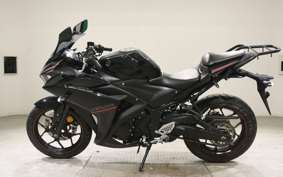 YAMAHA YZF-R25 2022 RG43J