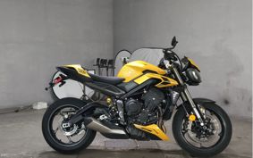 TRIUMPH STREET TRIPLE RS HDA614