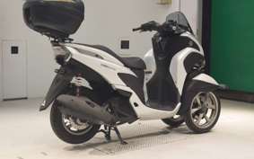 YAMAHA TRICITY 125 SE82J