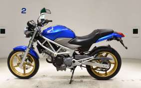 HONDA VTR 250 Gen. 2 MC33