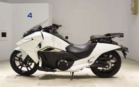 HONDA NM4 VULTUS -01 2018 RC82