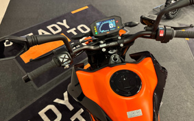 KTM 890 DUKE GP TU940