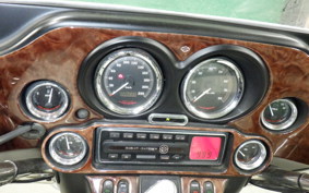 HARLEY FLHTCU-IS/C1450 2002