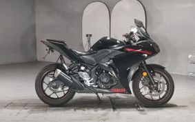 YAMAHA YZF-R25 RG10J