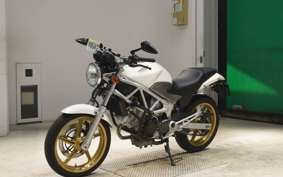 HONDA VTR 250 Gen. 2 2024 MC33