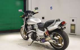 HONDA X4 LD 2002 SC38