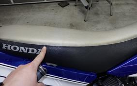 HONDA XR100 MOTARD 2014 HD13