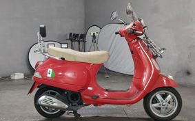 VESPA LX125 ..