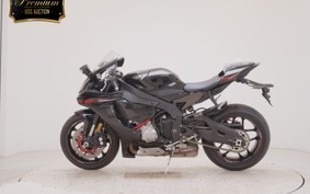 YAMAHA YZF-R1 2019