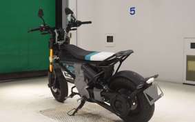BMW CE-02 2024