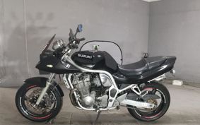SUZUKI GSF750 GR7EA