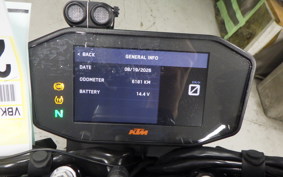 KTM 890 DUKE R 2022