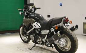 YAMAHA VMAX 2004