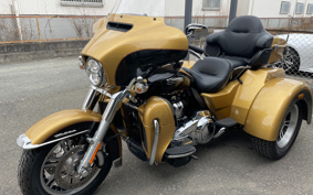 HARLEY FLHTCU TRIKE 2017 MAD