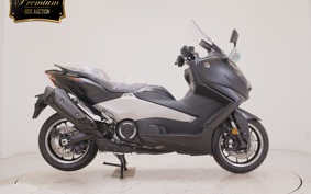 YAMAHA T-MAX 560 2026 SJ21J