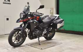 SUZUKI Vｽﾄﾛｰﾑ250A 2019