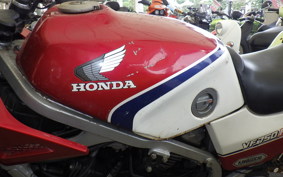 HONDA VF750F 1983 RC15