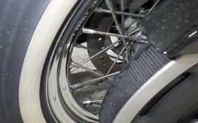 HARLEY XL1200V 2012