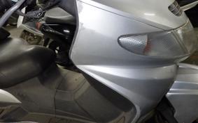 SUZUKI SKYWAVE 400 2000