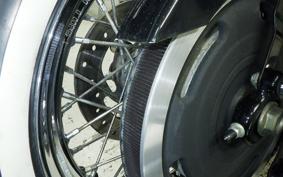 HARLEY XL1200V 2013