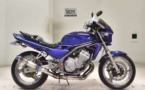 KAWASAKI BALIUS 250 2002 ZR250A