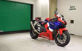 HONDA CBR1000RR R 2021 SC82