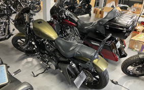 HARLEY XL883N 2017 LE2