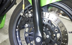 KAWASAKI ZRX400 2001 ZR400E