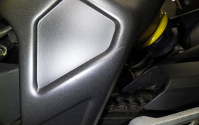 HONDA CB650R 2019 RH03