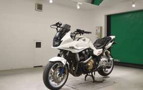 HONDA CB1300SB SUPER BOLDOR A 2011 SC54