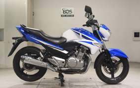 SUZUKI GSR250 2021
