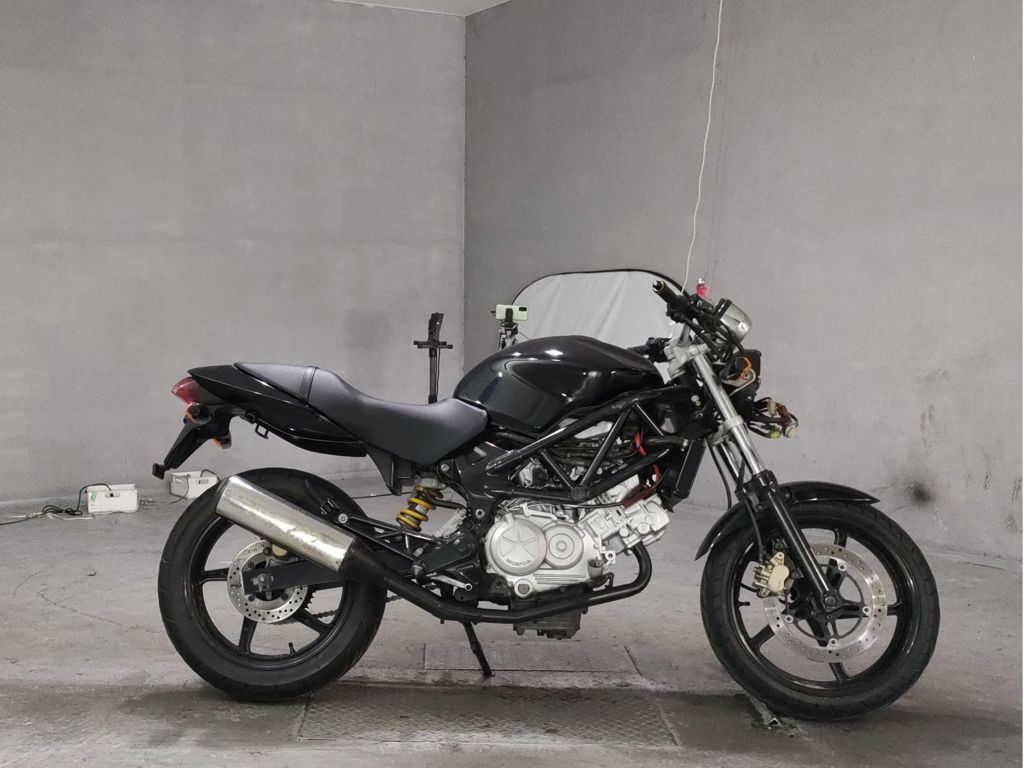 Фото Honda VTR 250 2007 с японского аукциона
